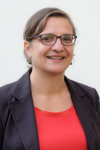 Katrin Springer, Inhaberin der Stadt-Apotheke Radebeul